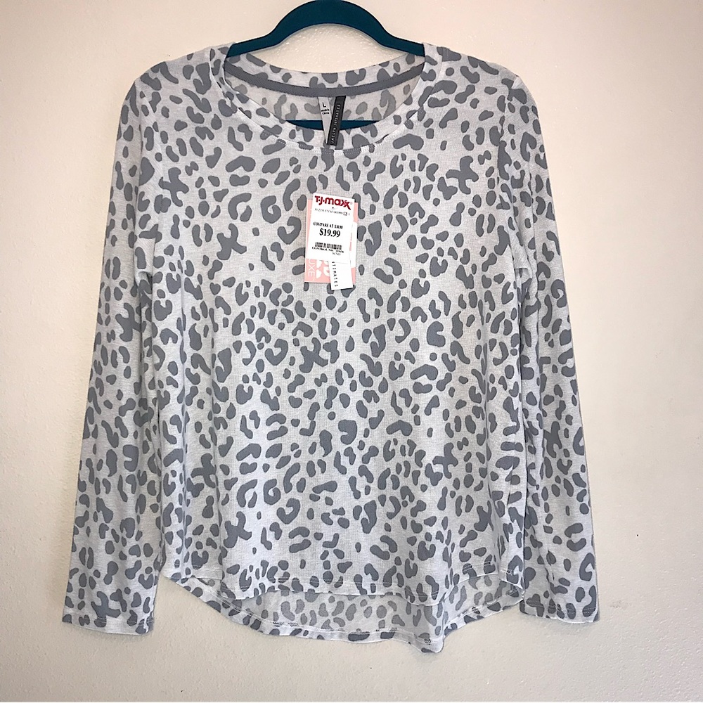 Jaclyn Intimates NWT Gray Leopard Print Long Sleeve Pajama Top Large